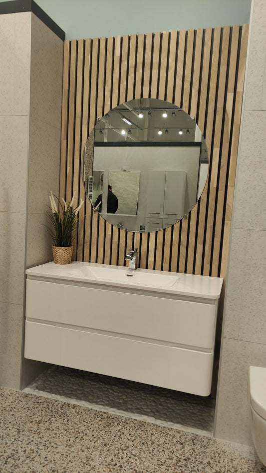 Bathroom - 1018